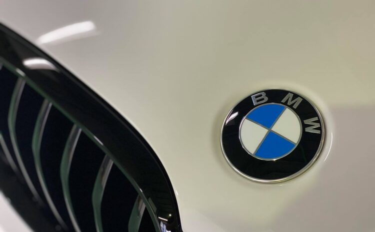 BMWにガラスコーティングなど施工