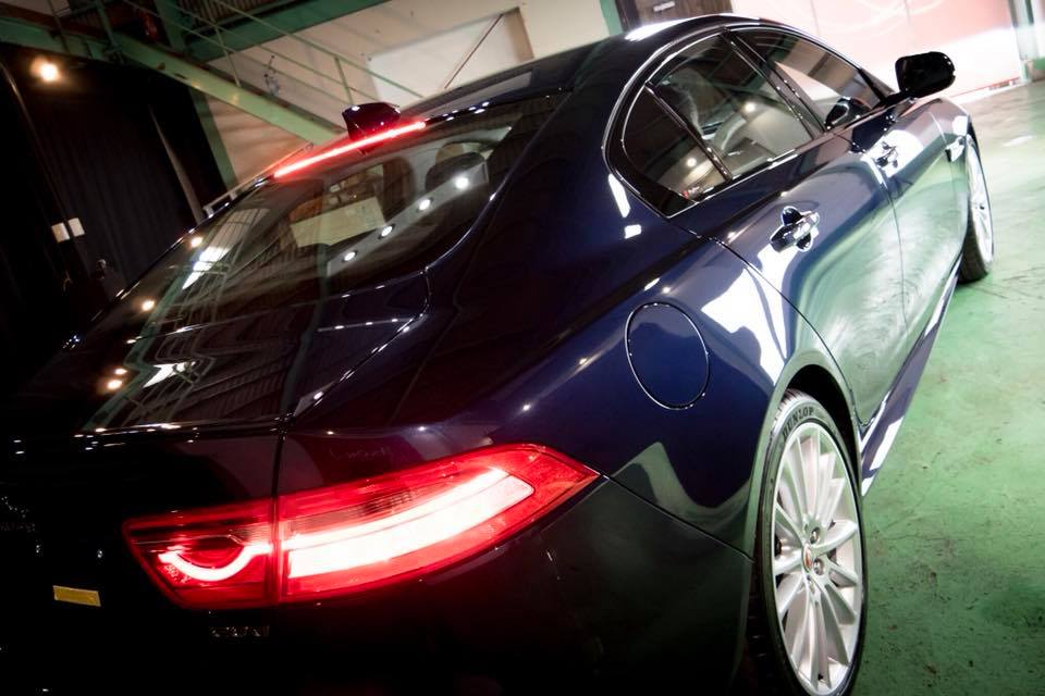 艶の鎧グロスアーマー施工｜JAGUAR XE 20d