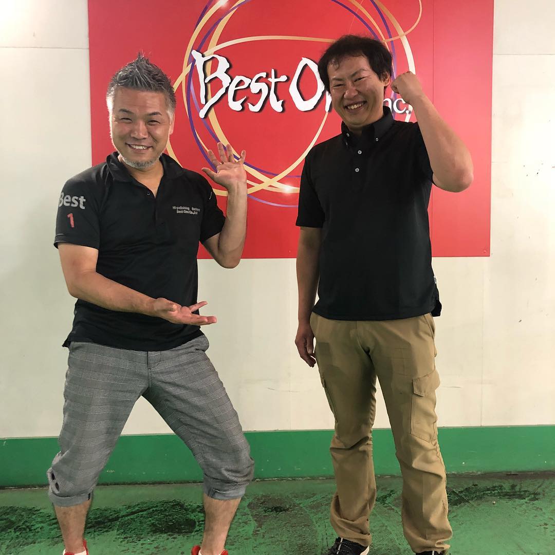 淡路島より「艶の鎧グロスアーマー」の施工トレーニングにお越しくださいました。