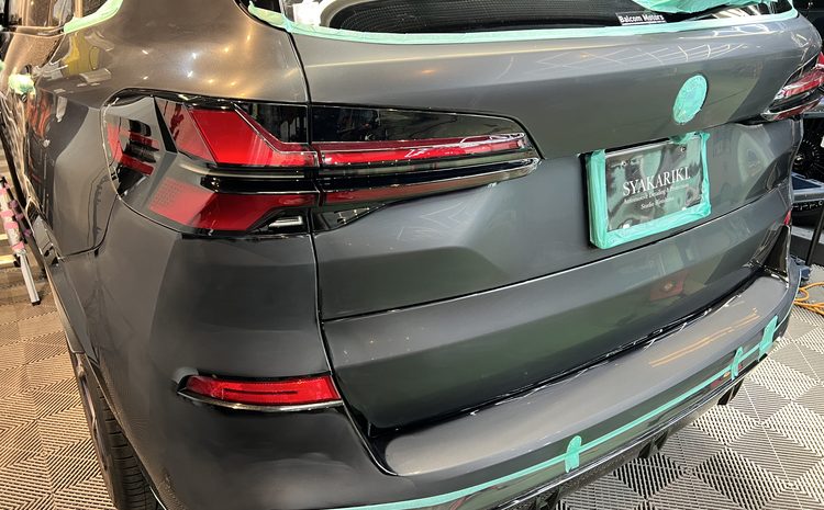 驚愕！施工費７桁越えのハイエンドディテールBMW X5 鏡面仕上げ｜SWISSVAX最高峰ワックス『CARAT』カルナバ81％で仕上げた一台｜広島 WAXコーティング しゃかりき