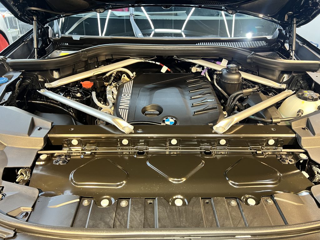 BMW X5 SWISSVAX CARAT 鏡面仕上げ 施工写真2|広島 しゃかりき