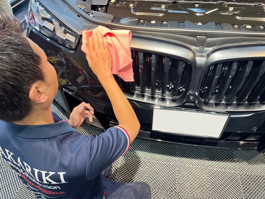 BMW X5 SWISSVAX CARAT 鏡面仕上げ 施工写真3|広島 しゃかりき