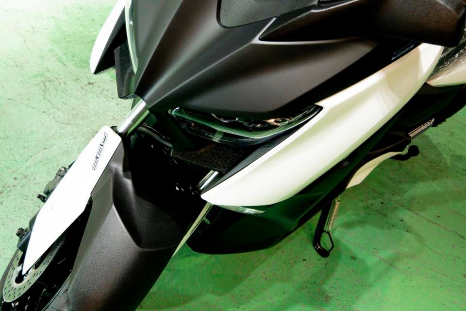 YAMAHA XMAX/バイクガラスコーティング施工