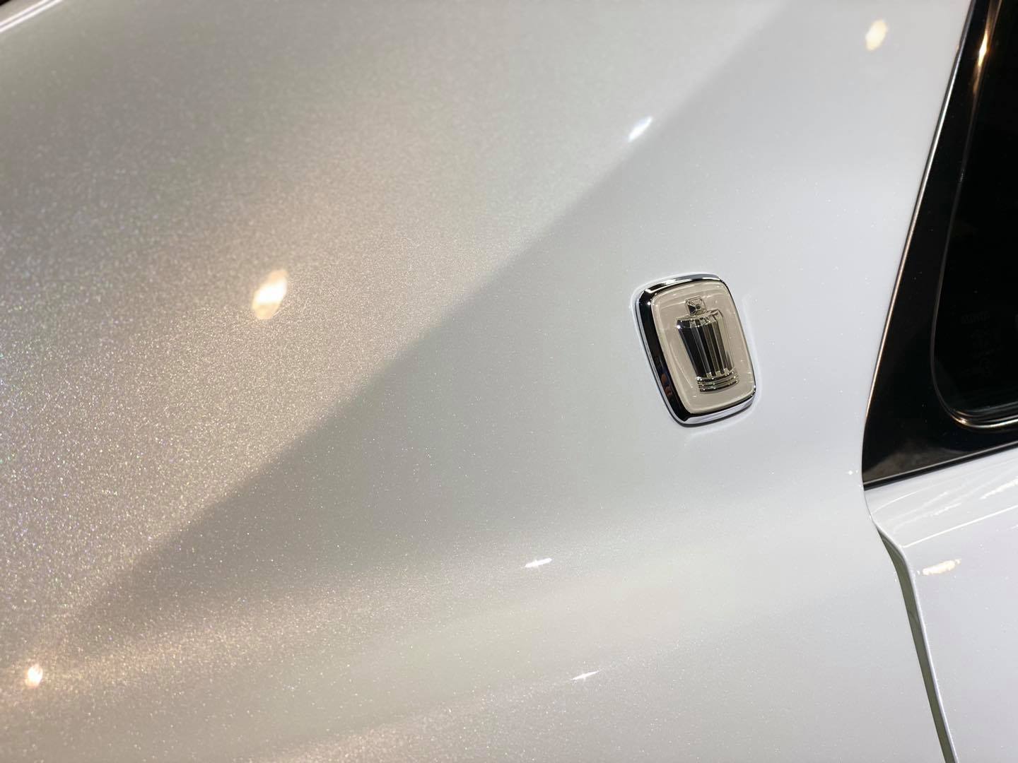 TOYOTA CROWN ATHLETEに艶の鎧グロスアーマーを施工
