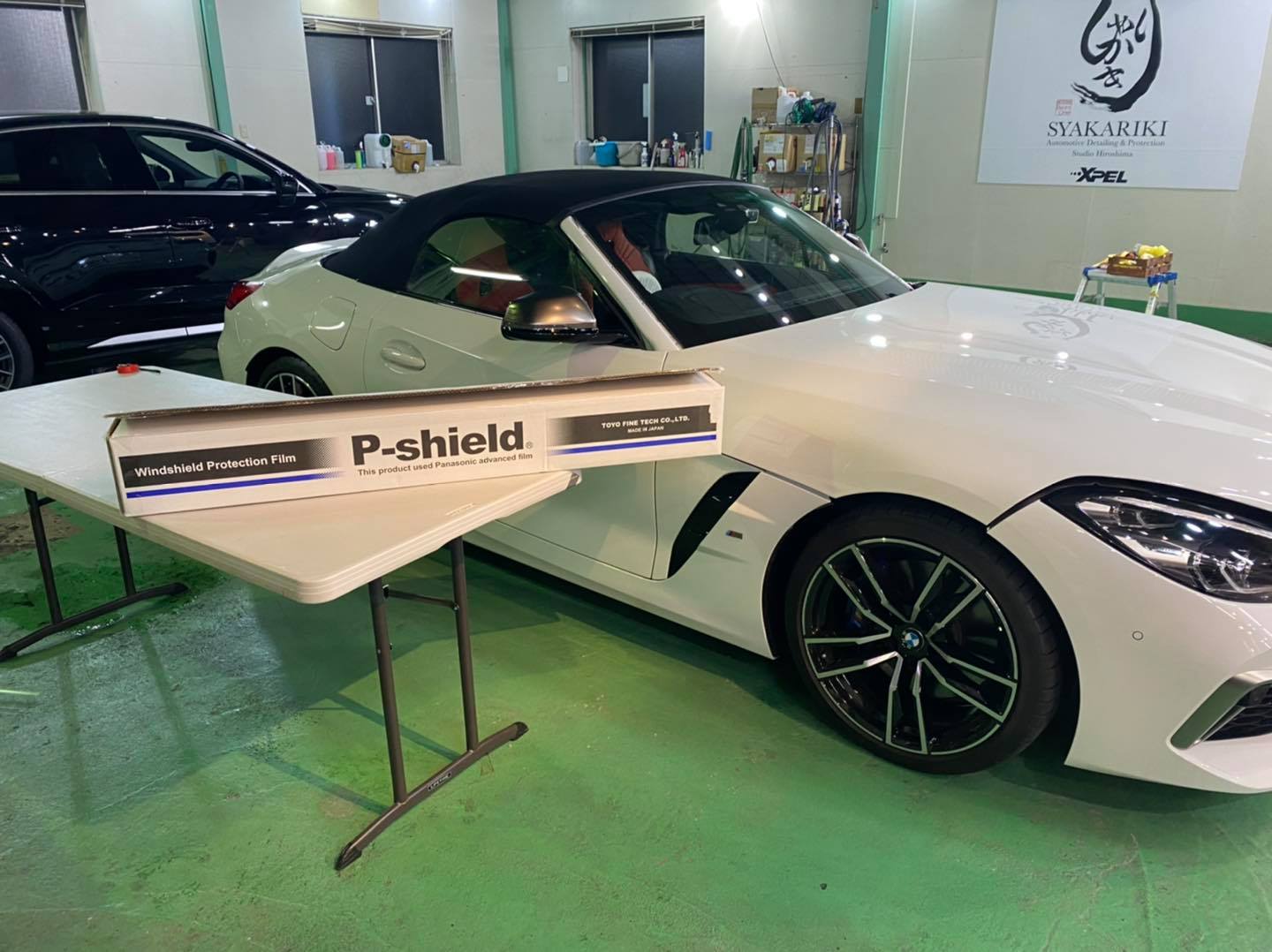BMW Z4にウインドウプロテクションフィルム施工