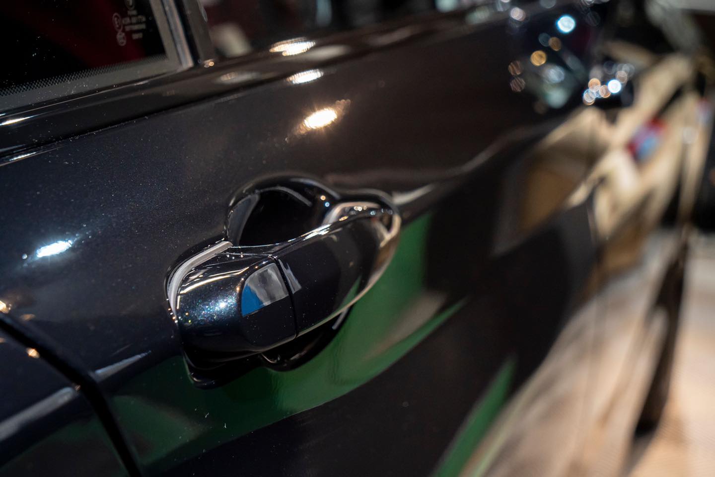 BMW 118d 経年車 艶の鎧 gross armor plus施工